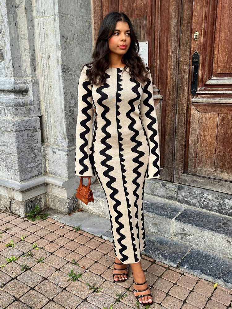 Women's knitted long sleeve maxi dress