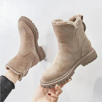 Women’s fluffy high-top snow boots